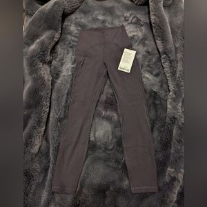 Lululemon Unlimit HR Tight 25"